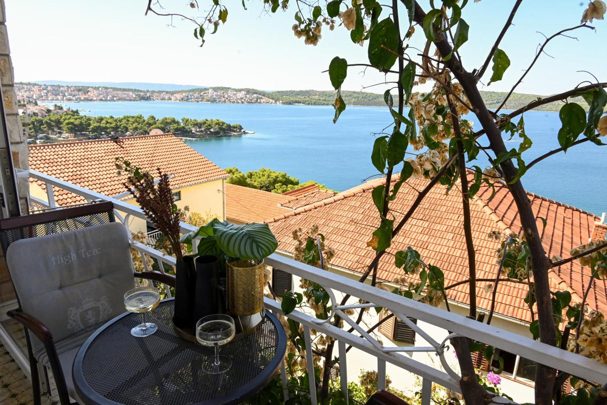 Apartment Spira Puovica Trogir Exterior foto